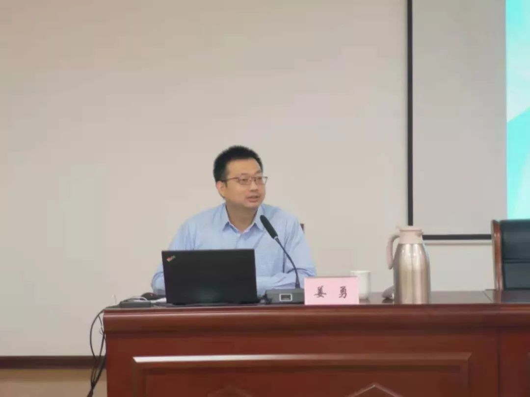 4717-iquxrui8837697.jpg